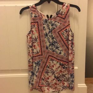 Sleeveless blouse